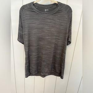 Zella Heather Grey  Mens Gym Shirt

Size L